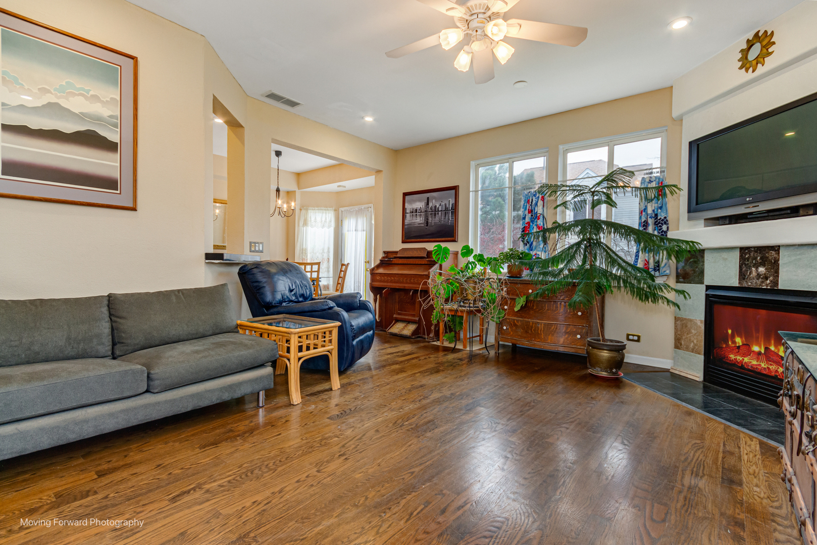 1141 Delta Court Elgin, IL 60123 - Photo 9 of 41