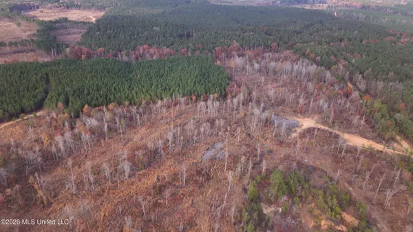 $240,600 | Old Trace Road, McCool, MS 39108