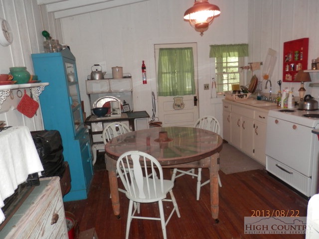 1504 Isaac's Branch Road Sugar Grove, NC 28679 - Photo 5 of 9 Gallery Image 5