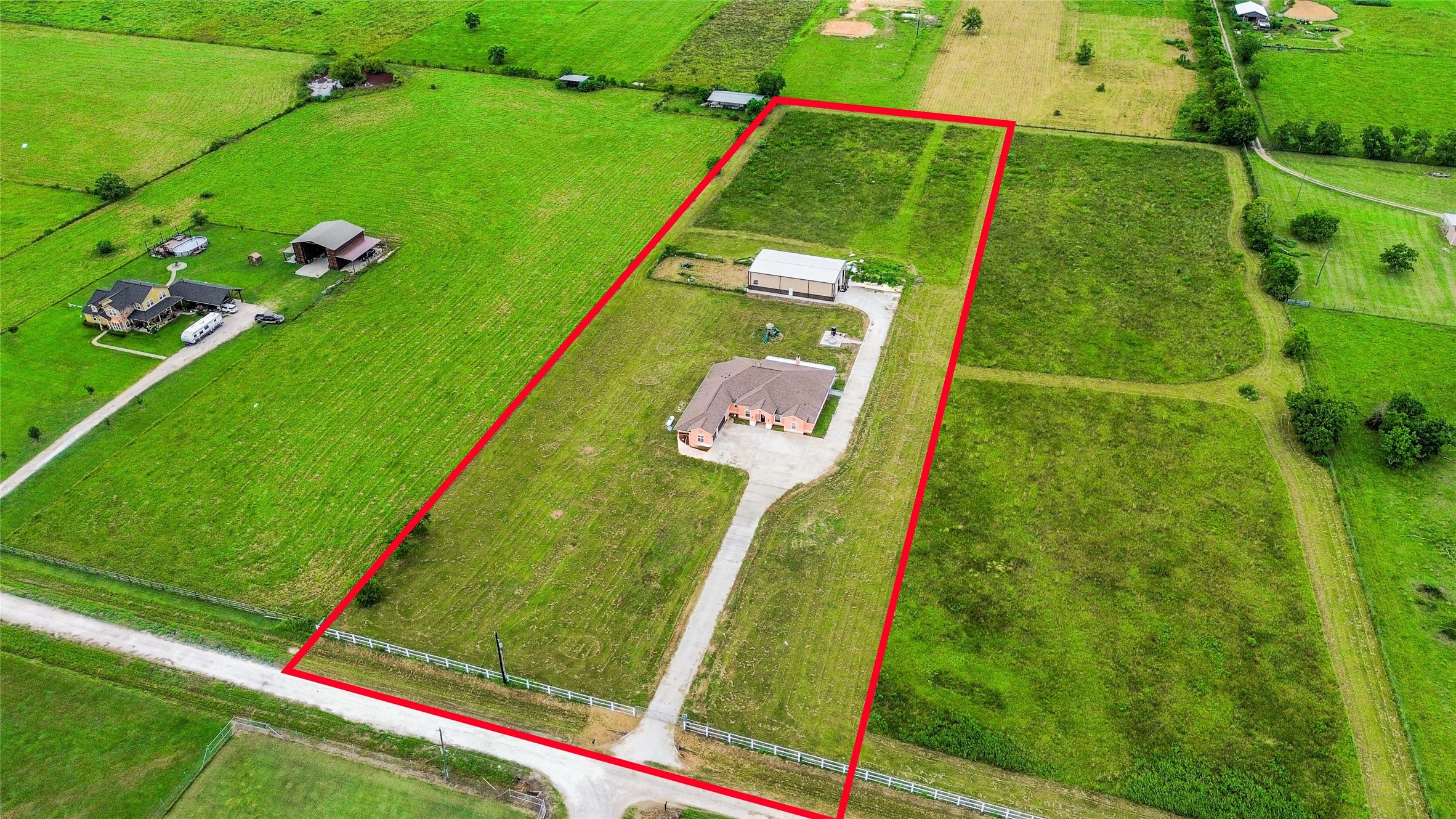 1409 County Road 63 Rosharon, TX 77583 - Photo 2 of 49