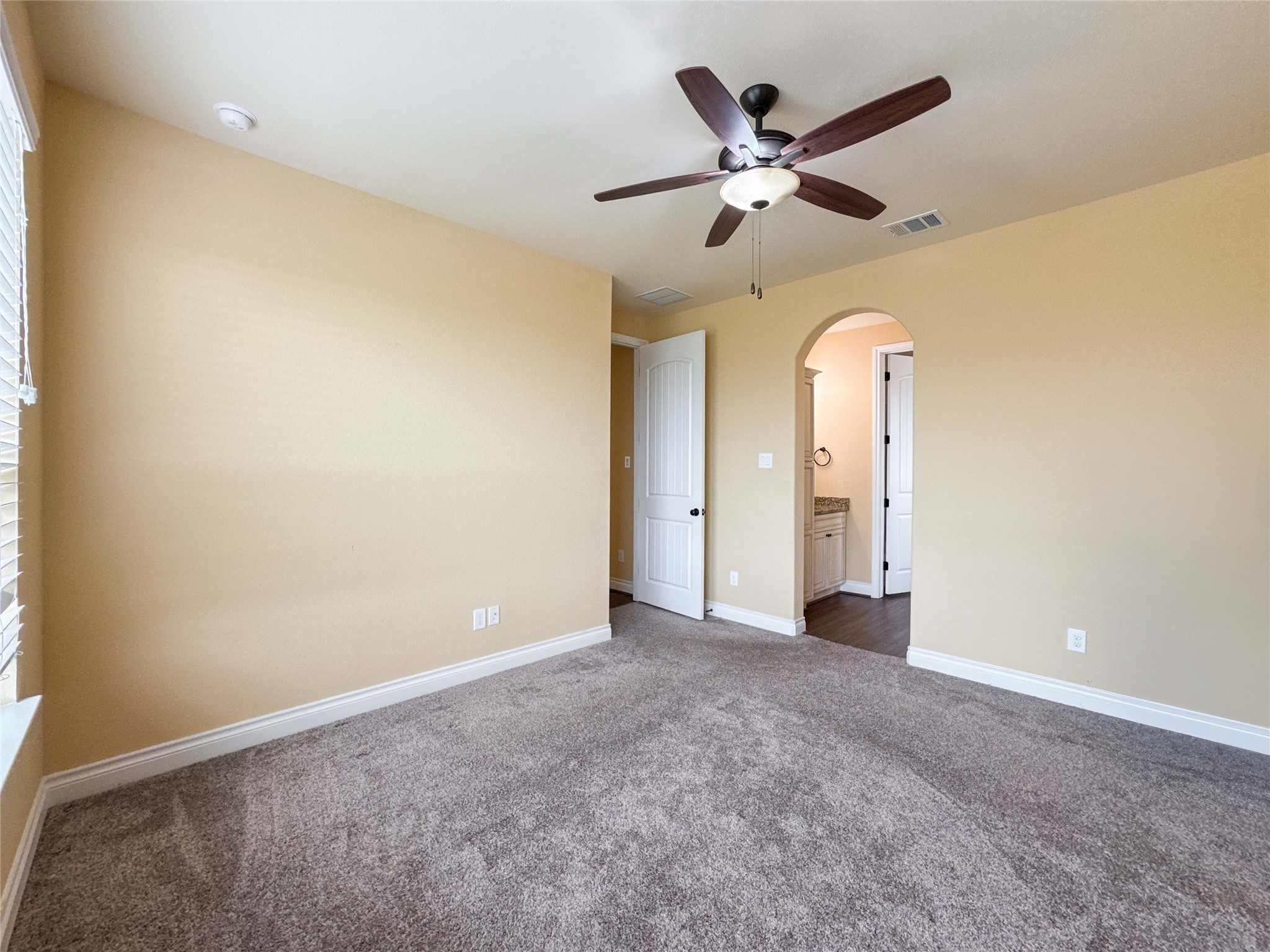 1409 County Road 63 Rosharon, TX 77583 - Photo 29 of 49 Bedroom #3