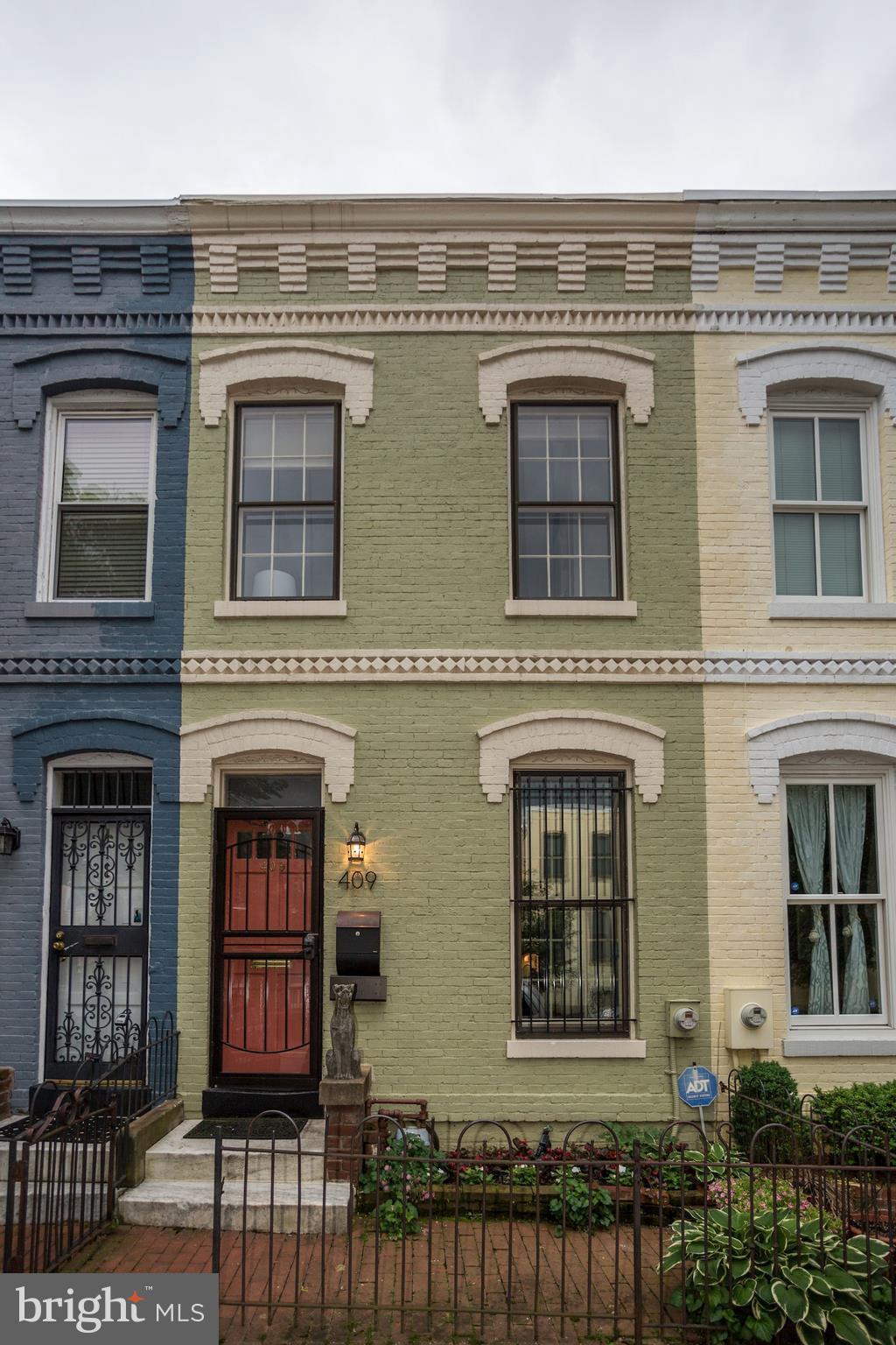 409 D Street Northeast Washington, DC 20002 - Photo 1 of 30 904 D St NE