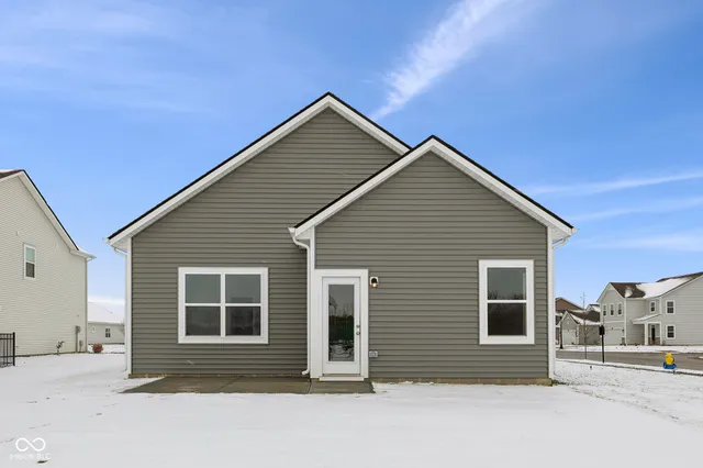 $292,990 | 1849 James Pierce Drive, Shelbyville, IN 46176