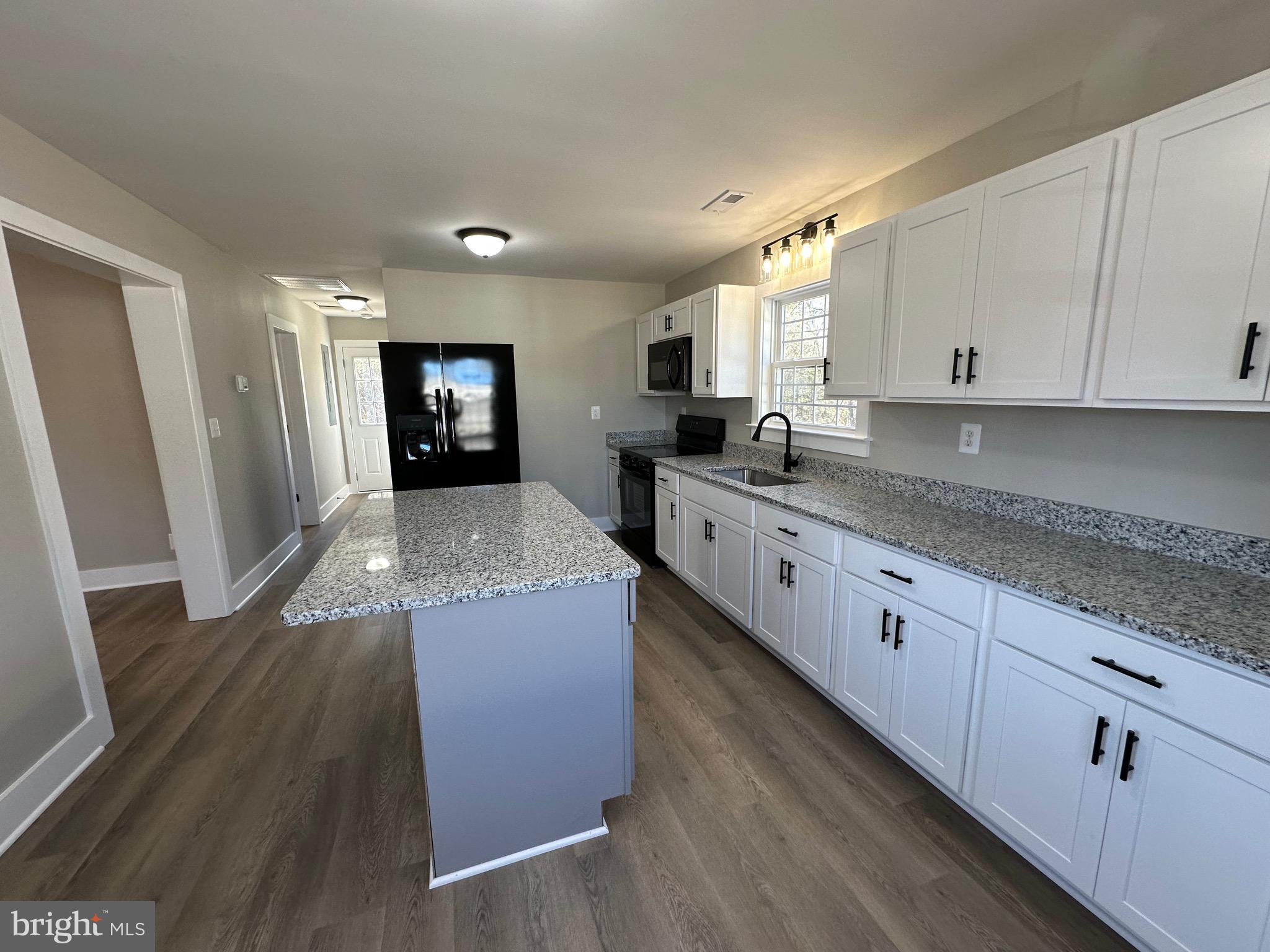 13051 Pullen Loop King George, VA 22485 - Photo 16 of 19