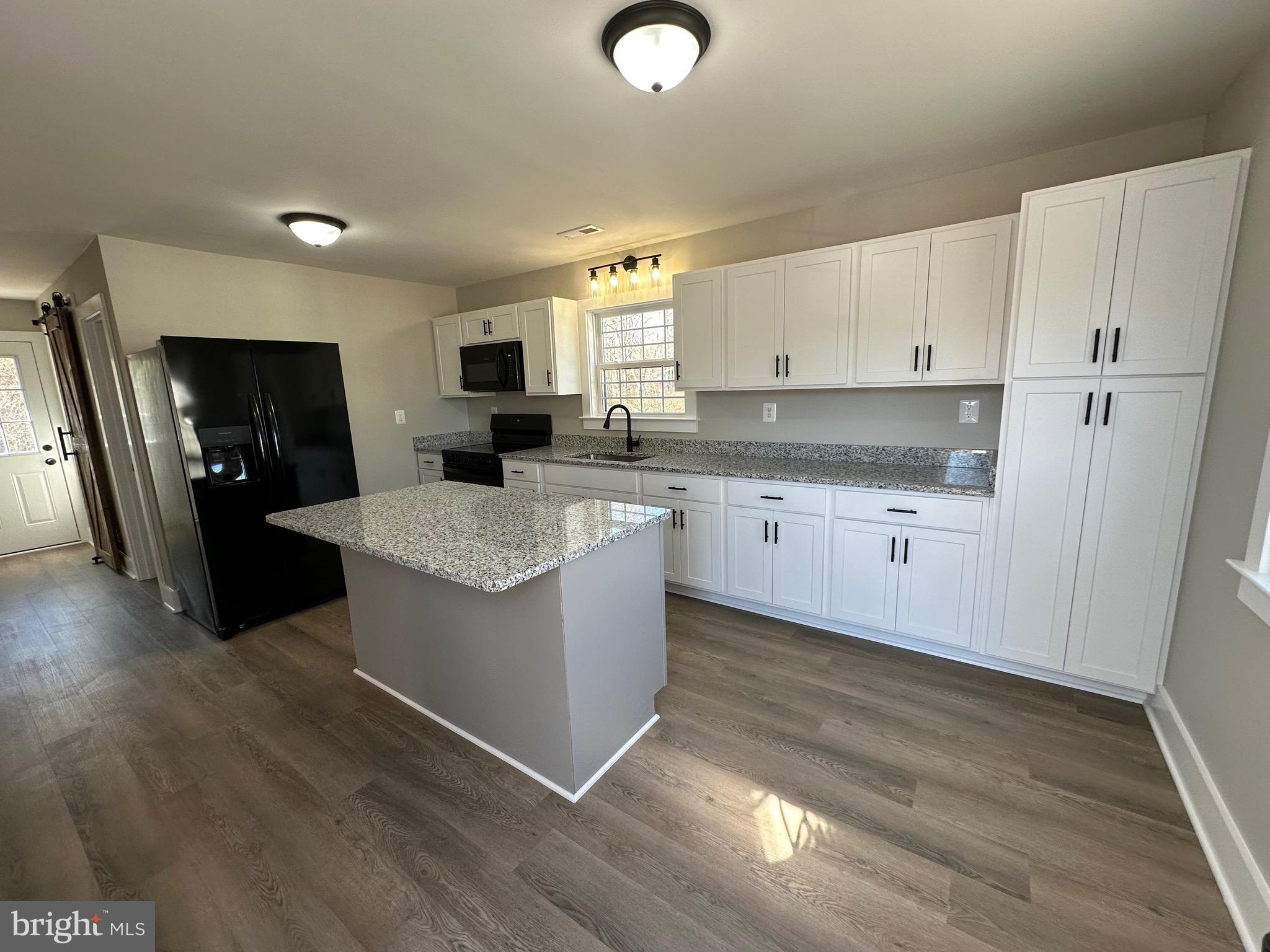 13051 Pullen Loop King George, VA 22485 - Photo 17 of 19