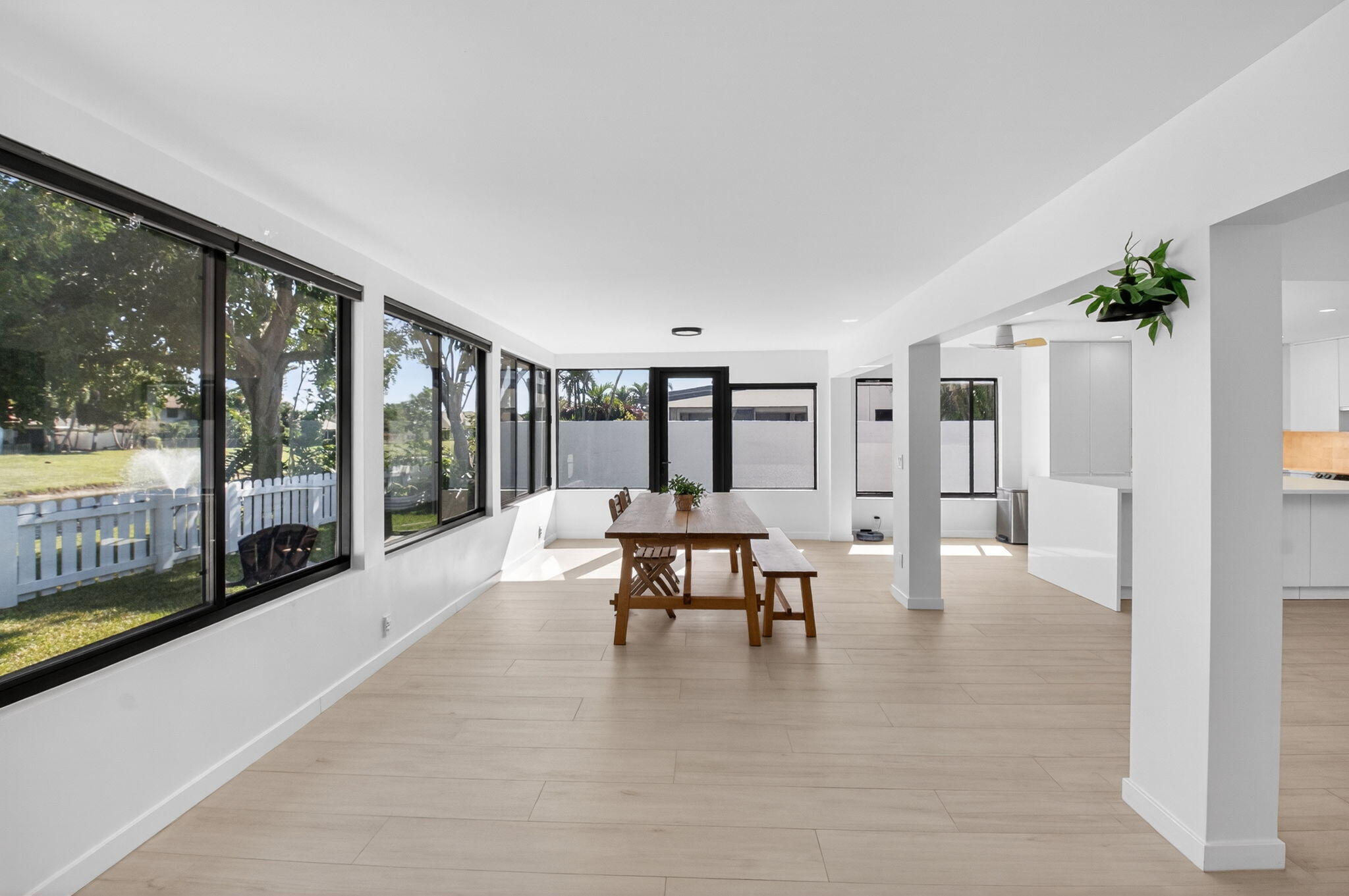 233 Southwest 28th Avenue Delray Beach, FL 33445 - Photo 19 of 61 Family-dinning room