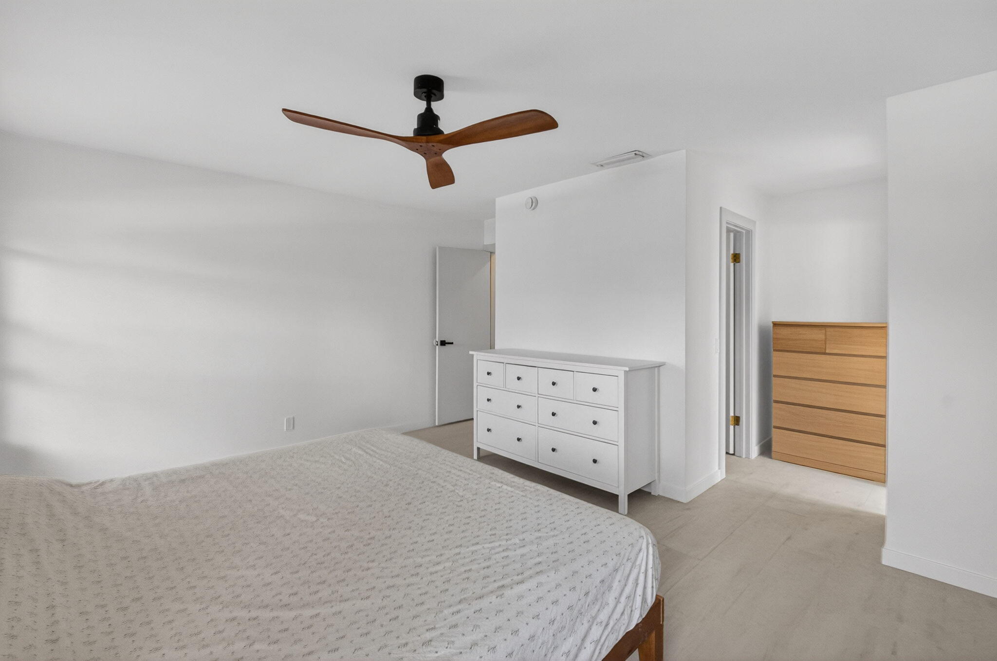 233 Southwest 28th Avenue Delray Beach, FL 33445 - Photo 32 of 61 Primary bedroom