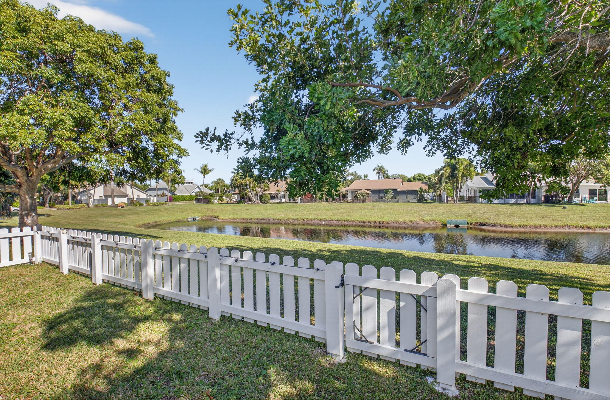233 Southwest 28th Avenue Delray Beach, FL 33445 - Photo 38 of 61 Fenced backyard