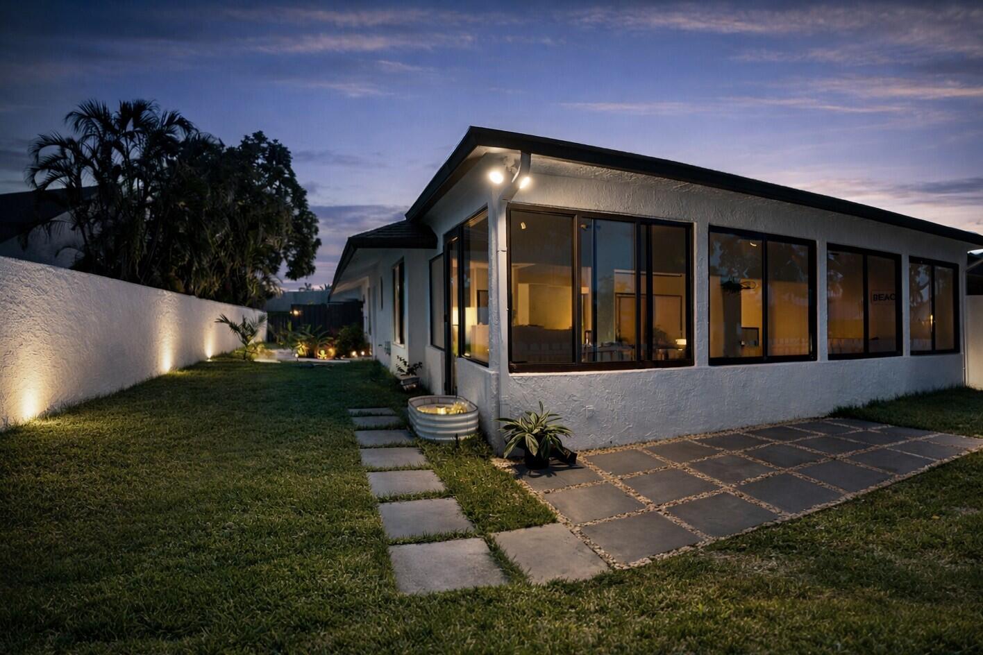 233 Southwest 28th Avenue Delray Beach, FL 33445 - Photo 43 of 61 Sideyard at night