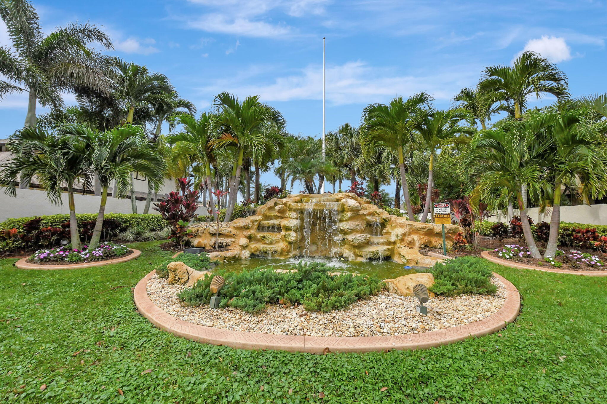 233 Southwest 28th Avenue Delray Beach, FL 33445 - Photo 53 of 61 Fountain at Entrance Woodlake