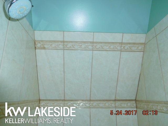 9467 Short Cut Road Fair Haven, MI 48023 - Photo 27 of 40 31320765-31.JPG