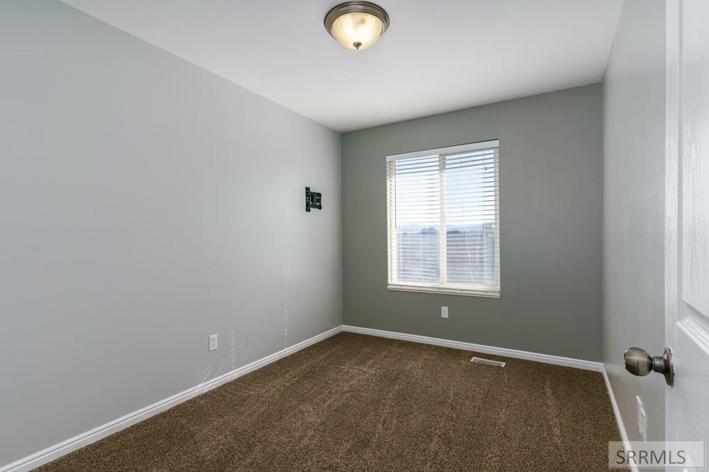 573 Raven Way, Unit B Chubbuck, ID 83202 - Photo 12 of 20