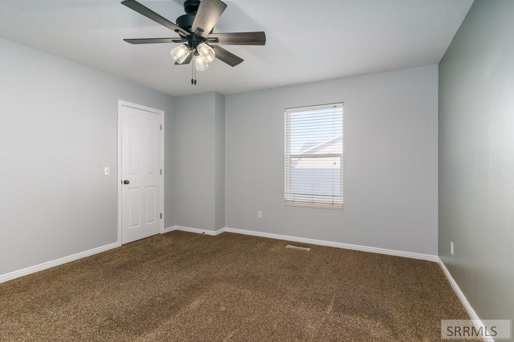 573 Raven Way, Unit B Chubbuck, ID 83202 - Photo 16 of 20