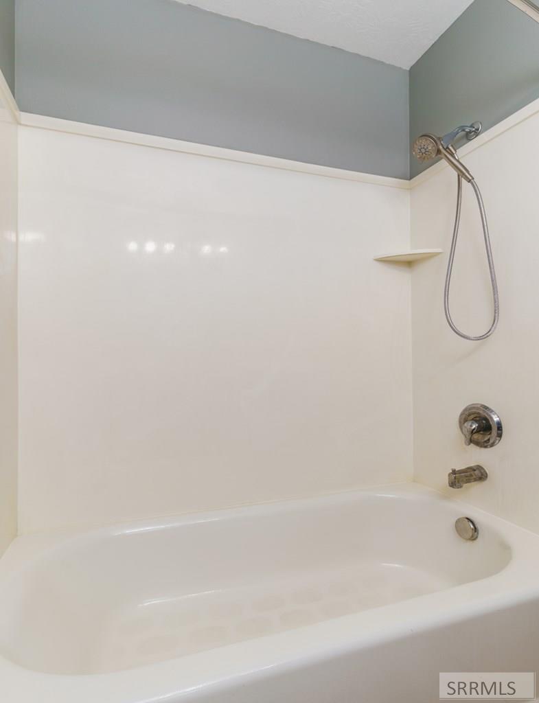 573 Raven Way, Unit B Chubbuck, ID 83202 - Photo 19 of 20