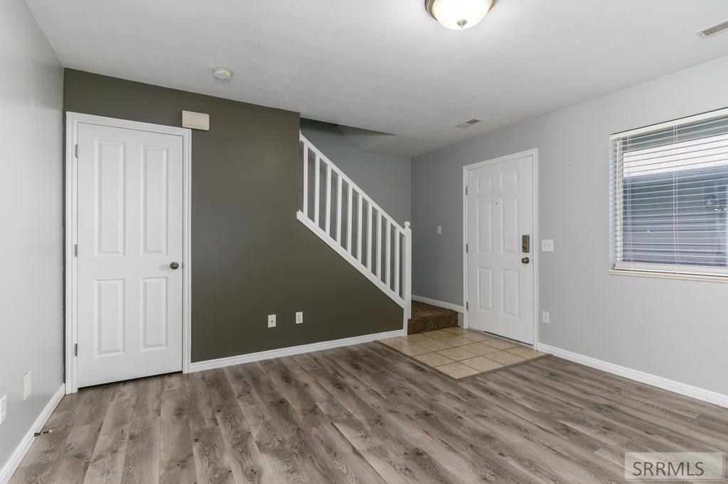 573 Raven Way, Unit B Chubbuck, ID 83202 - Photo 3 of 20