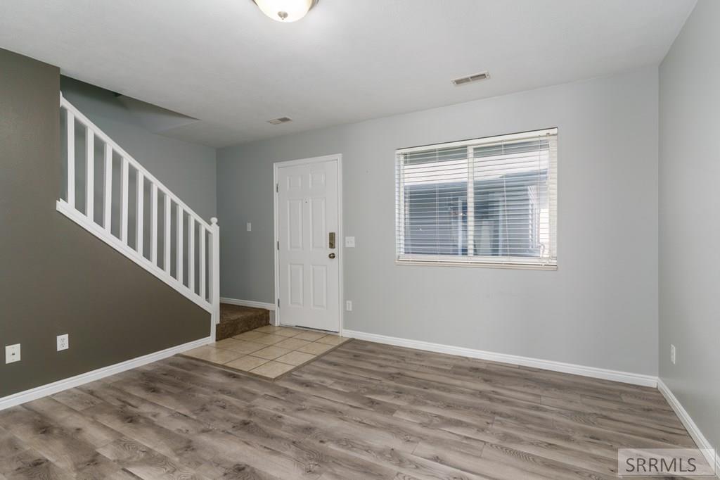 573 Raven Way, Unit B Chubbuck, ID 83202 - Photo 4 of 20