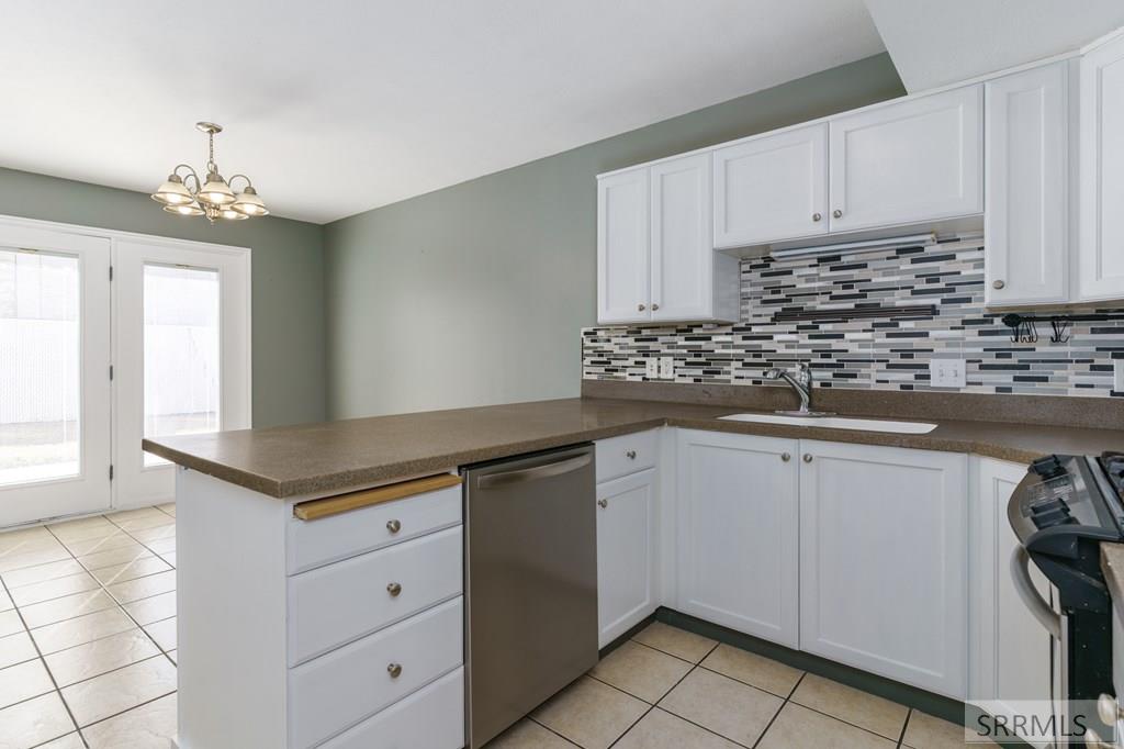 573 Raven Way, Unit B Chubbuck, ID 83202 - Photo 7 of 20