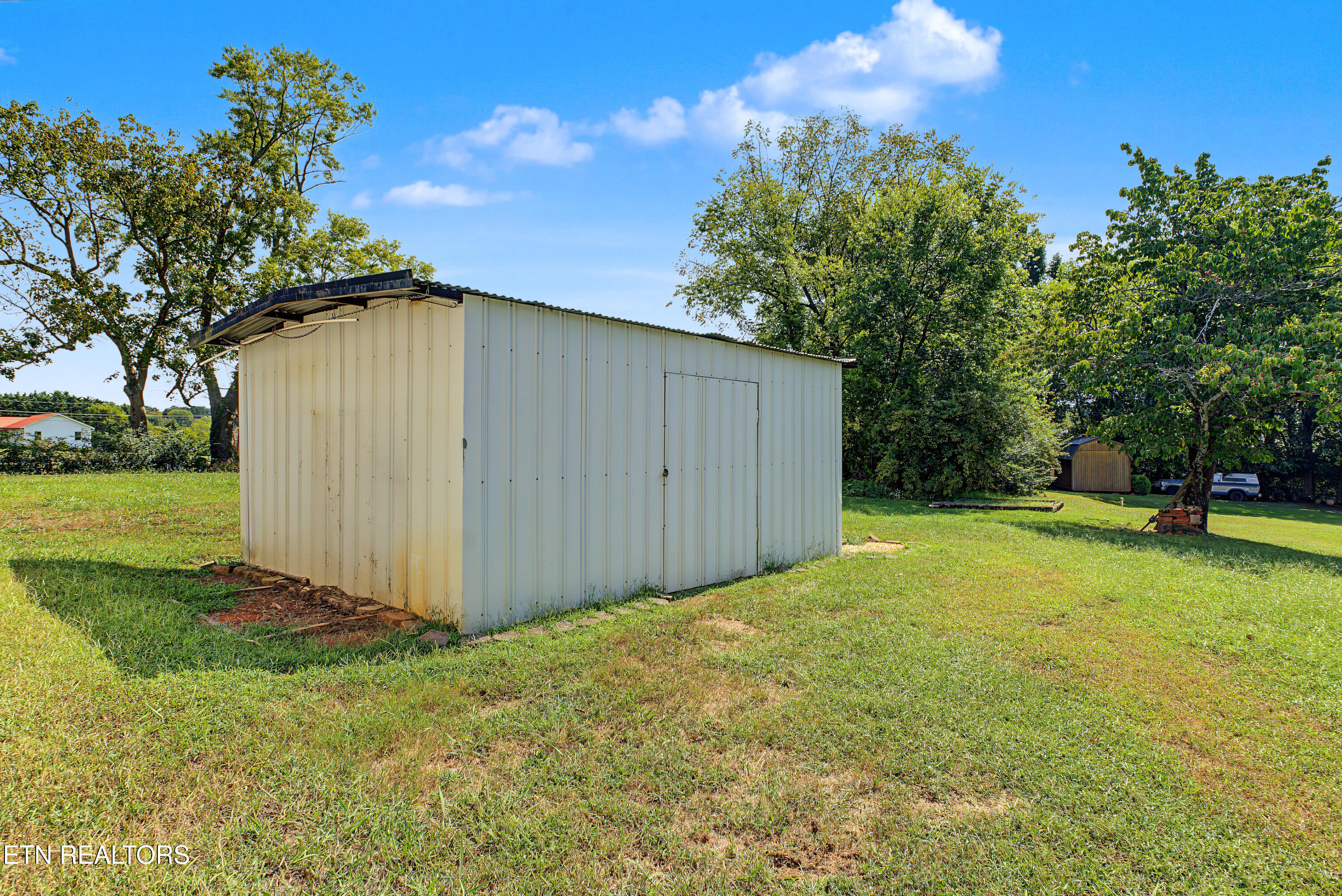 2330 Sevierville Road Maryville, TN 37804 - Photo 42 of 48 DSC00780-2