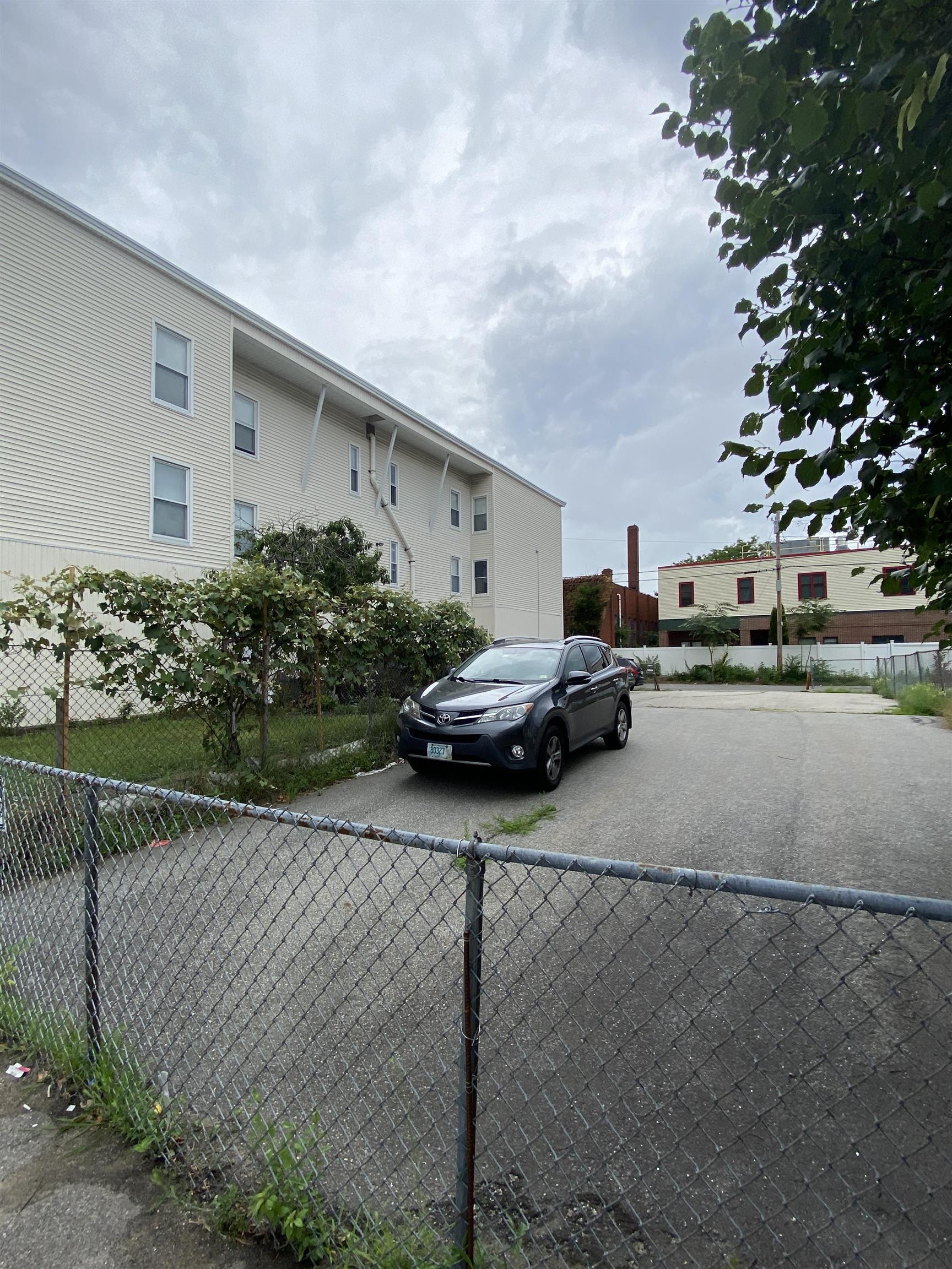 110 Spruce Street Manchester, NH 03103 - Photo 6 of 7