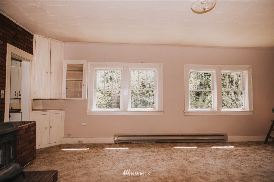 151 Larson Road Longview, WA 98632 - Photo 9 of 24