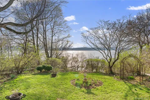 $1,125,000 | 28 Hamilton Avenue, Ossining, NY 10562