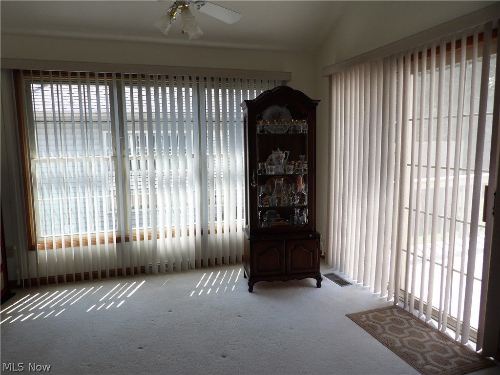 6695 Clingan Road, Unit 15 Youngstown, OH 44514 - Photo 14 of 19