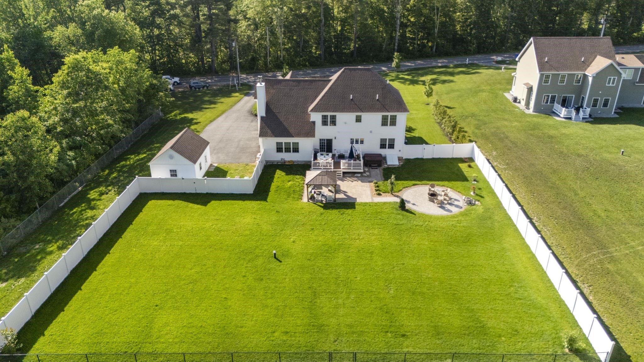 152 South Road Londonderry, NH 03053 - Photo 54 of 60