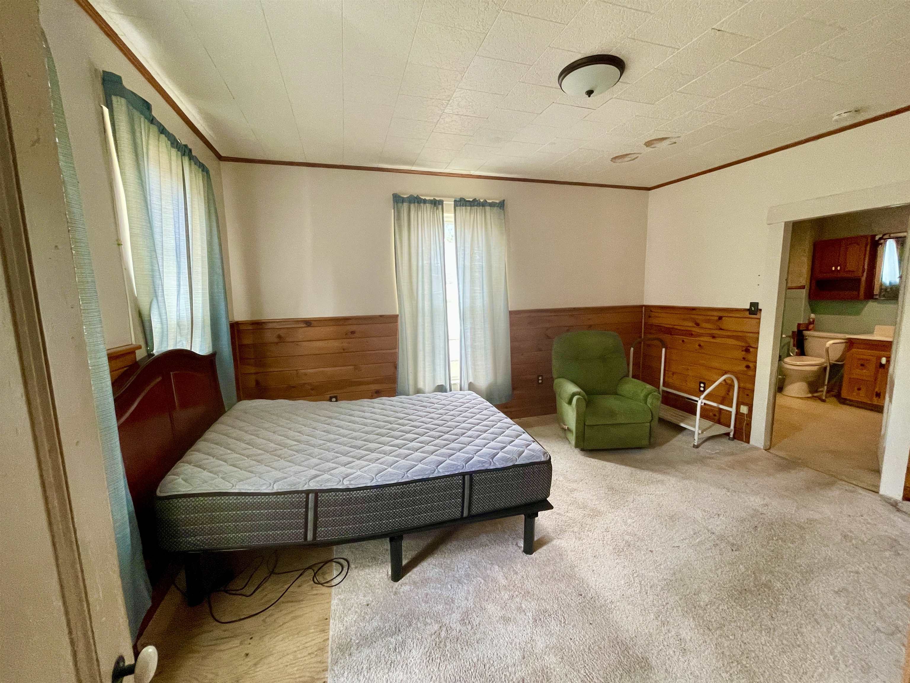 44 Main Street Milton, NH 03852 - Photo 29 of 58