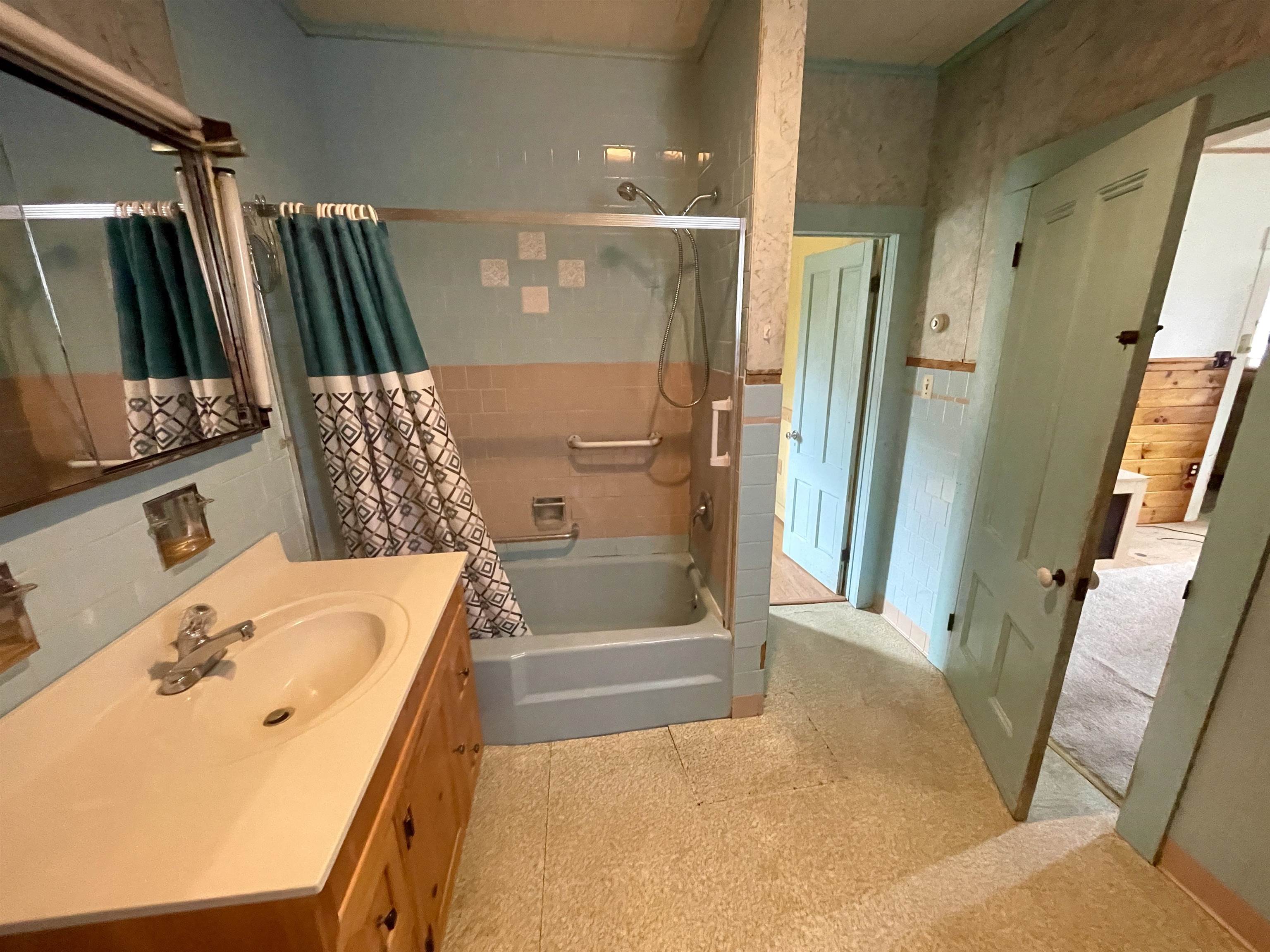 44 Main Street Milton, NH 03852 - Photo 31 of 58