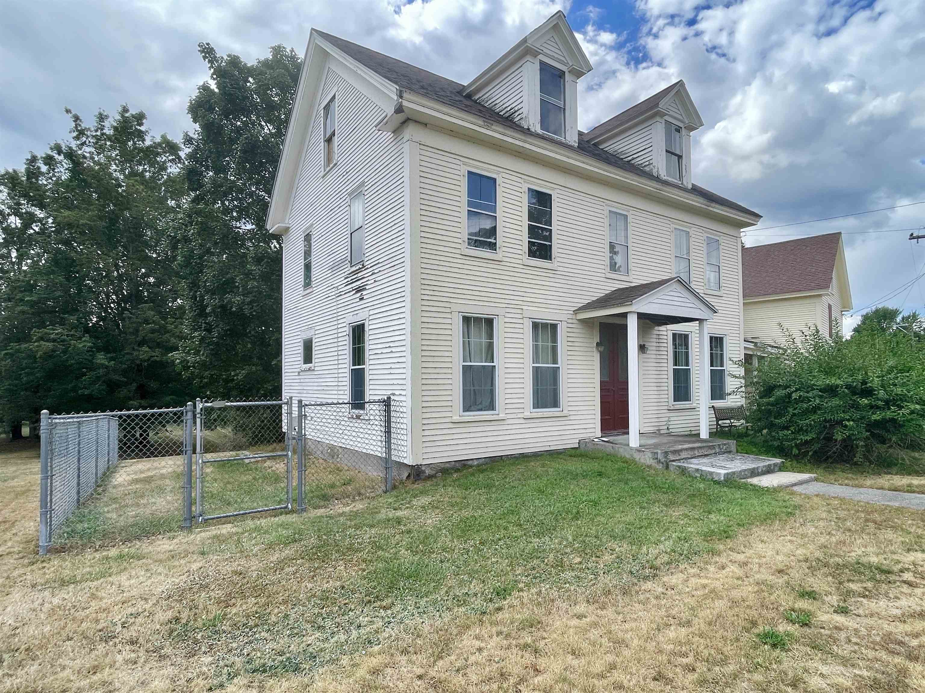 44 Main Street Milton, NH 03852 - Photo 4 of 58