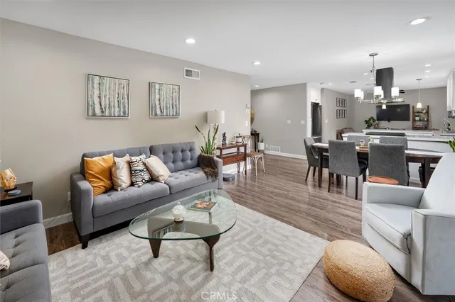 $580,000 | 26283 Rainbow Glen Drive, Newhall, CA 91321