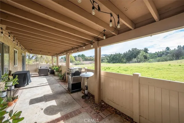 $580,000 | 26283 Rainbow Glen Drive, Newhall, CA 91321