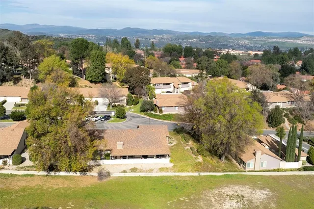 $580,000 | 26283 Rainbow Glen Drive, Newhall, CA 91321