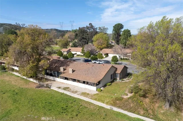 $580,000 | 26283 Rainbow Glen Drive, Newhall, CA 91321