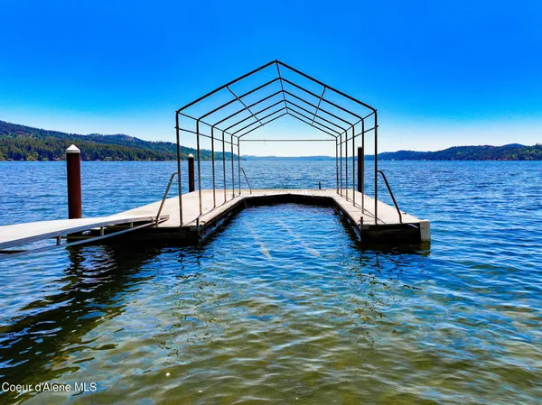 $3,490,000 | 412 East Beachhouse Lane, Harrison, ID 83833