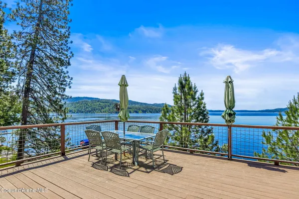 $3,490,000 | 412 East Beachhouse Lane, Harrison, ID 83833