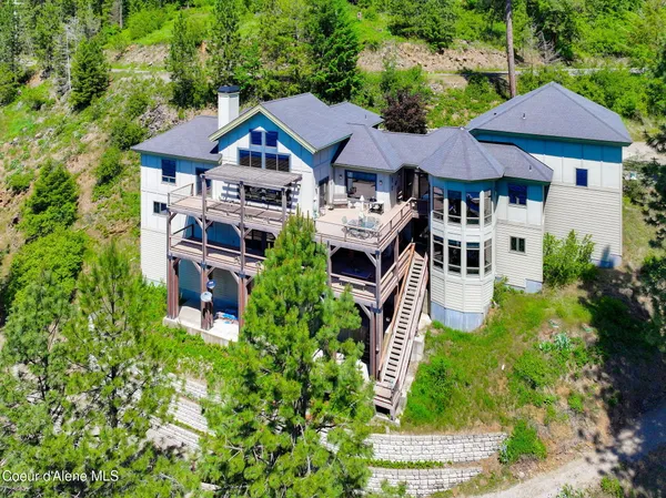 $3,490,000 | 412 East Beachhouse Lane, Harrison, ID 83833
