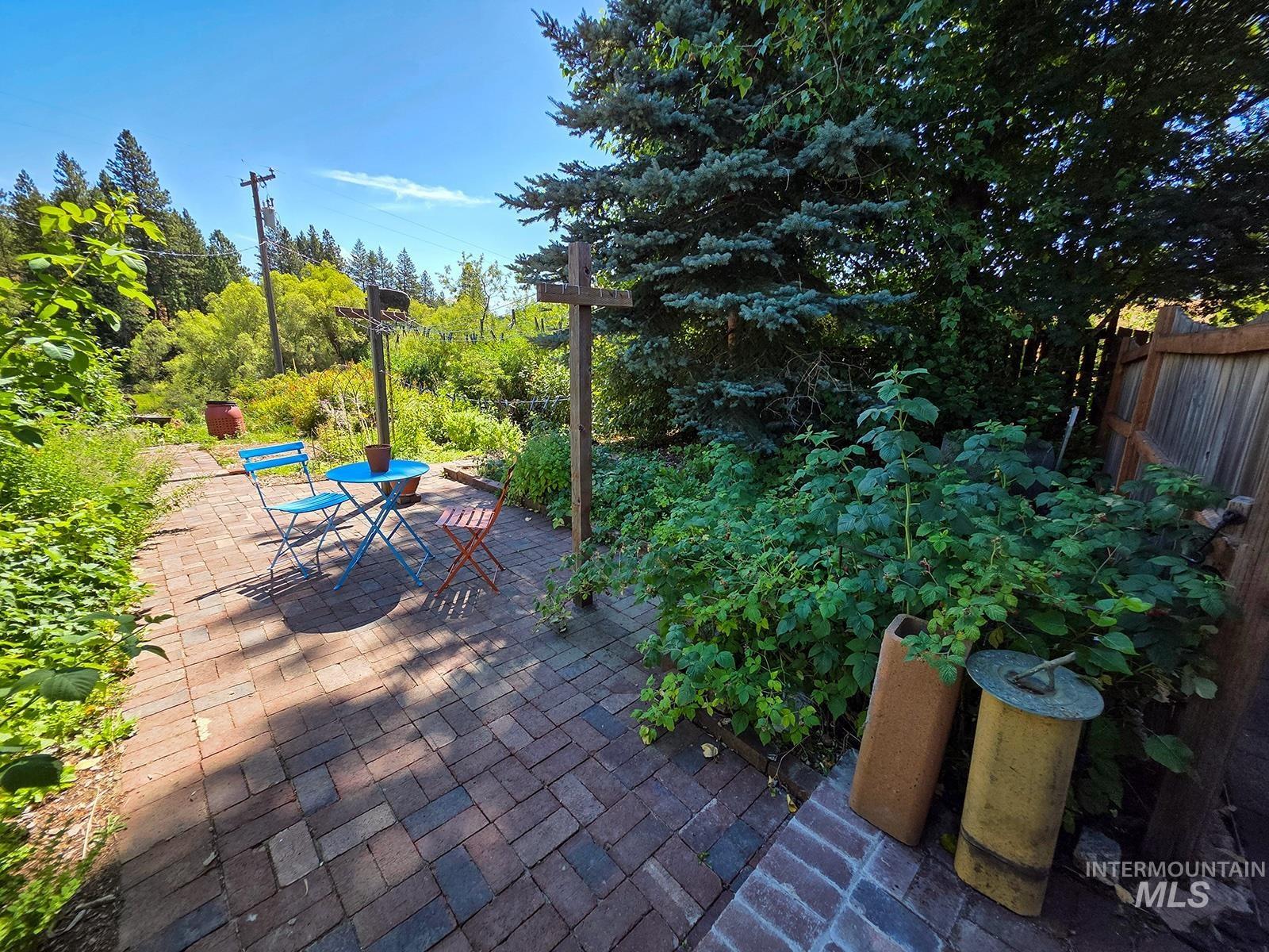 1031 Spring Valley Road Troy, ID 83871 - Photo 18 of 44