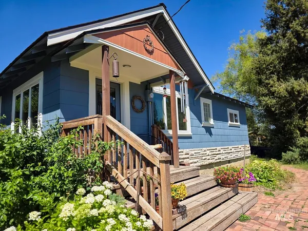 $460,000 | 1031 Spring Valley Road, Troy, ID 83871