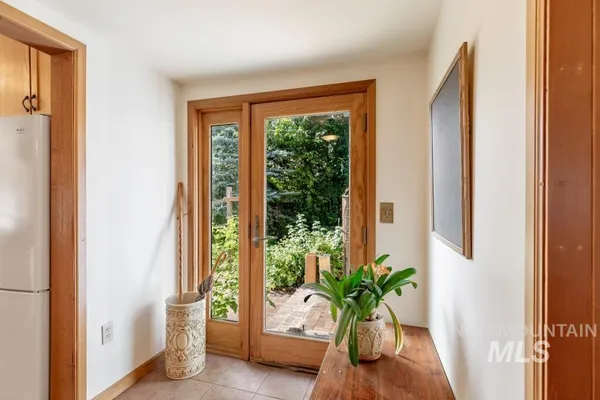 $460,000 | 1031 Spring Valley Road, Troy, ID 83871