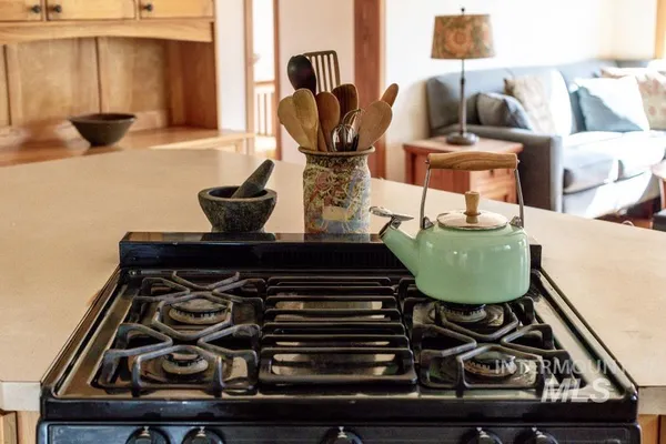 $460,000 | 1031 Spring Valley Road, Troy, ID 83871