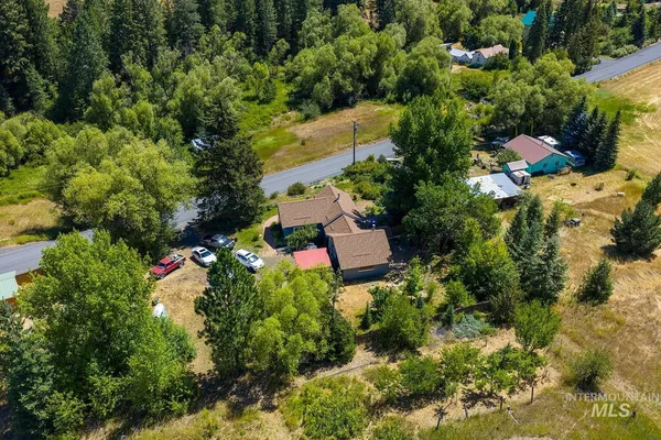 $460,000 | 1031 Spring Valley Road, Troy, ID 83871