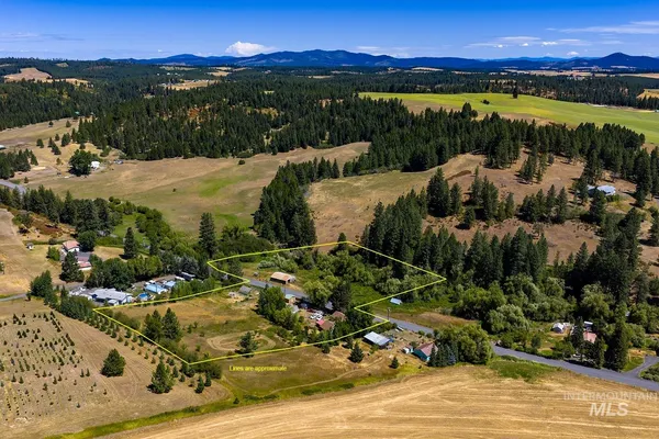 $460,000 | 1031 Spring Valley Road, Troy, ID 83871