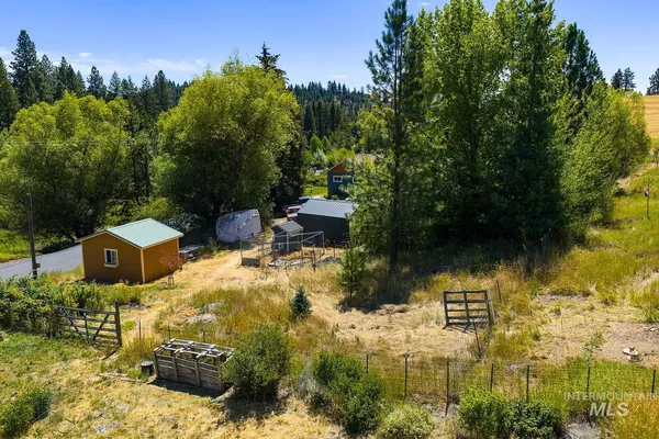 $460,000 | 1031 Spring Valley Road, Troy, ID 83871