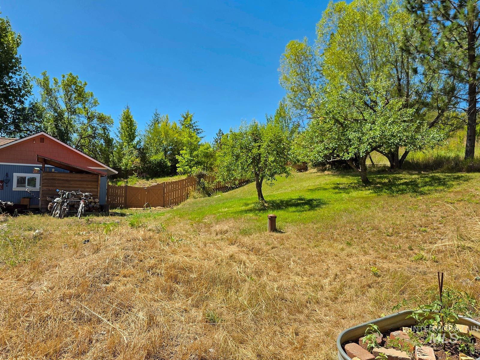 1031 Spring Valley Road Troy, ID 83871 - Photo 10 of 44