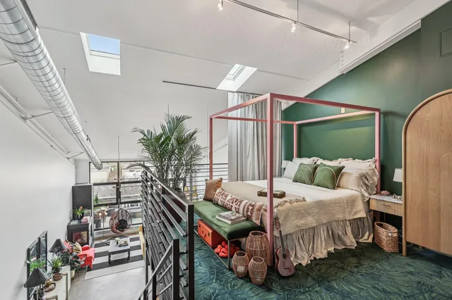 $389,900 | 730 Northeast Stinson Boulevard, Unit 516, Minneapolis, MN 55413