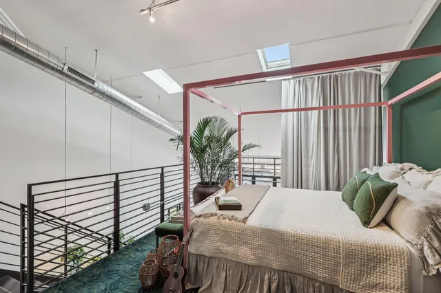 $389,900 | 730 Northeast Stinson Boulevard, Unit 516, Minneapolis, MN 55413