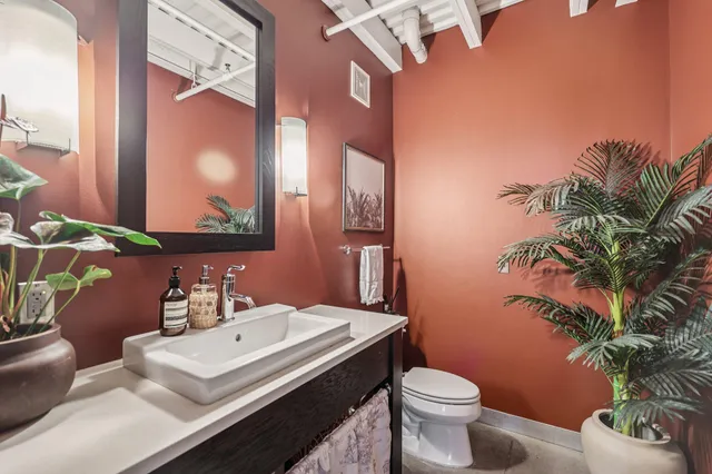 $389,900 | 730 Northeast Stinson Boulevard, Unit 516, Minneapolis, MN 55413