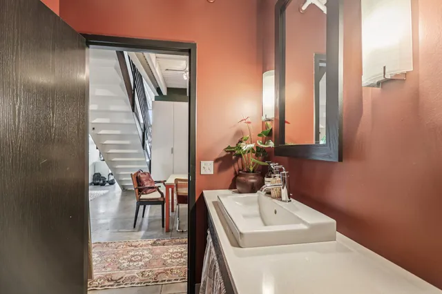 $389,900 | 730 Northeast Stinson Boulevard, Unit 516, Minneapolis, MN 55413