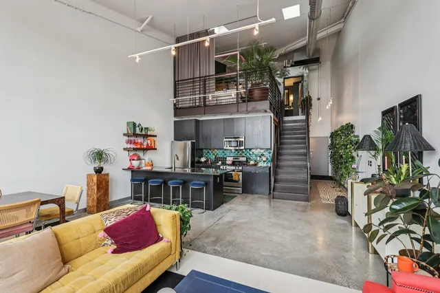 $389,900 | 730 Northeast Stinson Boulevard, Unit 516, Minneapolis, MN 55413